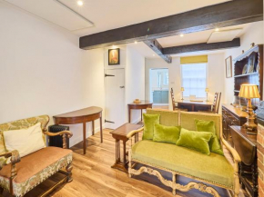 Host & Stay - St Radigunds House